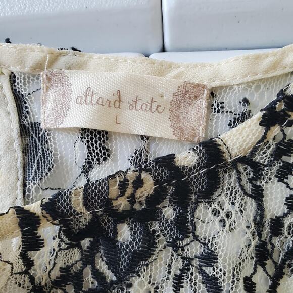 Altar'd State Lace Top Womens Large Black Cream Sheer Dark Romantic Whimsigoth - Picture 7 of 9